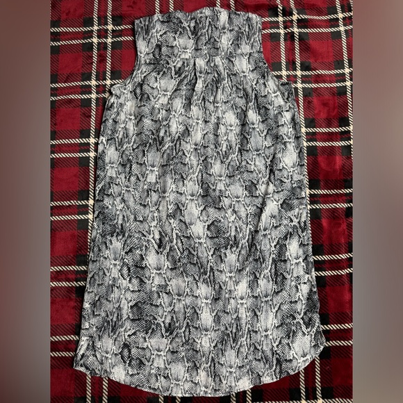 Massimo Shift Dress Gray Snake Print Sleeveless Button Down Blouse - Picture 9 of 12